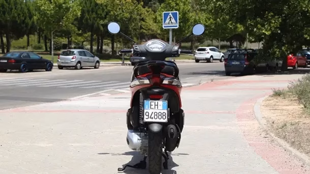 Moto sans apport en LOA : le principe expliqué